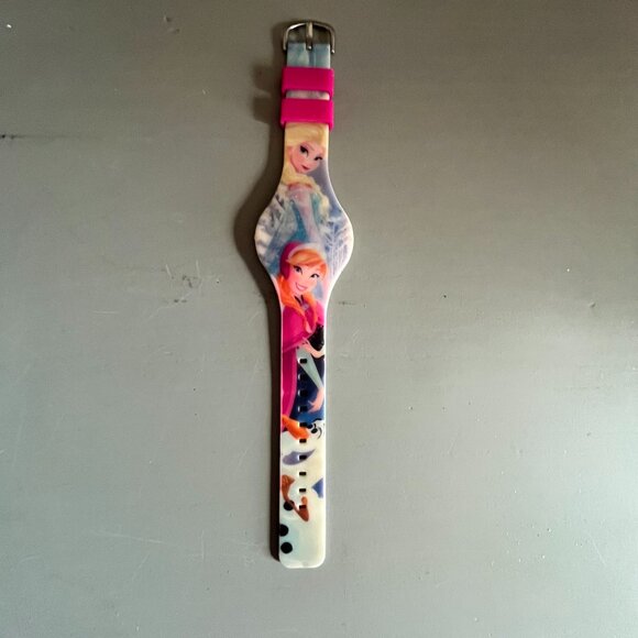 Kid’s Disney Frozen Digital Watch w/ BRAND NEW BATTERY - Picture 1 of 4